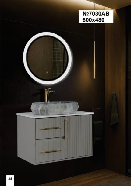 Carlyn Moydadır modeli