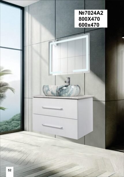 Elisabeth Moydadır modeli