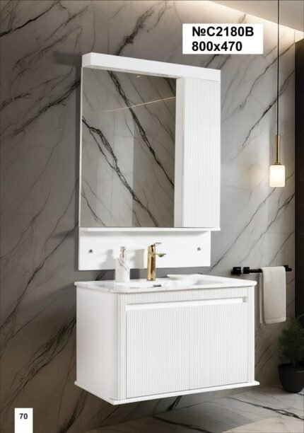 Jana Moydadır modeli