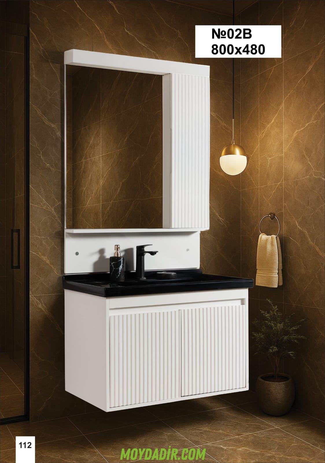 Leonore Moydadır modeli Leonore Moydadır modeli